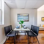 Chic 1Br Retreat, Perfect For Niagara Falls Trips